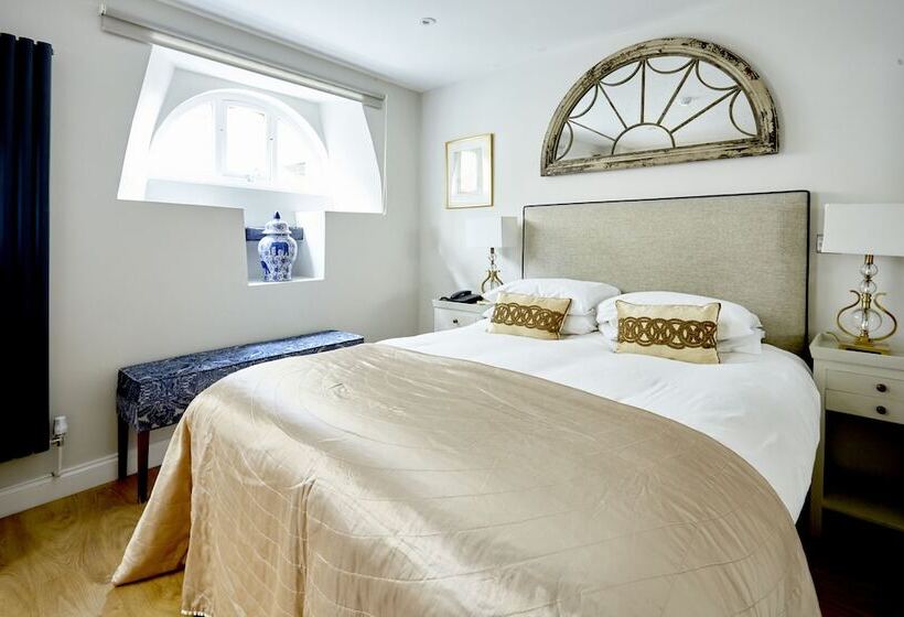 Номер Стандарт, The Ormond At Tetbury