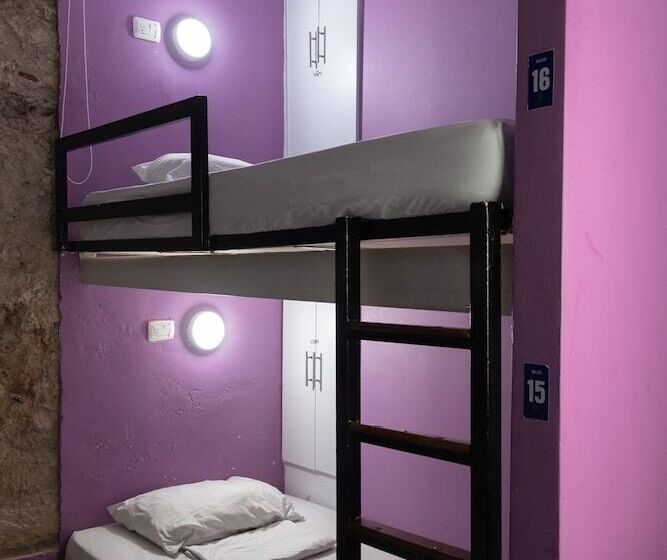 Номер Стандарт, Hostal Seven Nights Cartagena