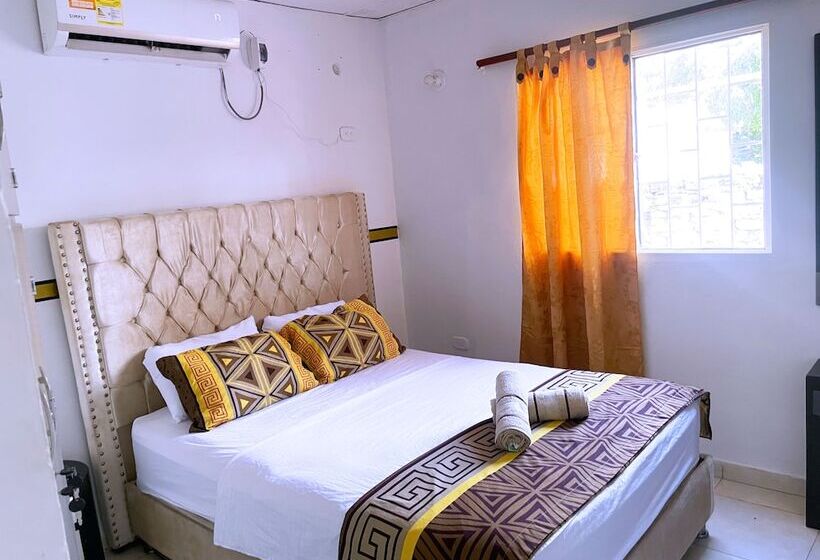 آپارتمان 1 خوابه, Historic House