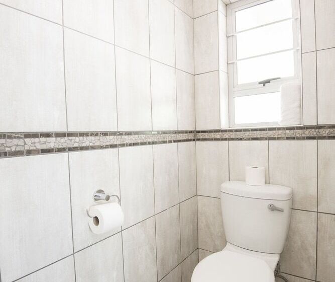 اتاق استاندارد, Arebbusch Travel Lodge