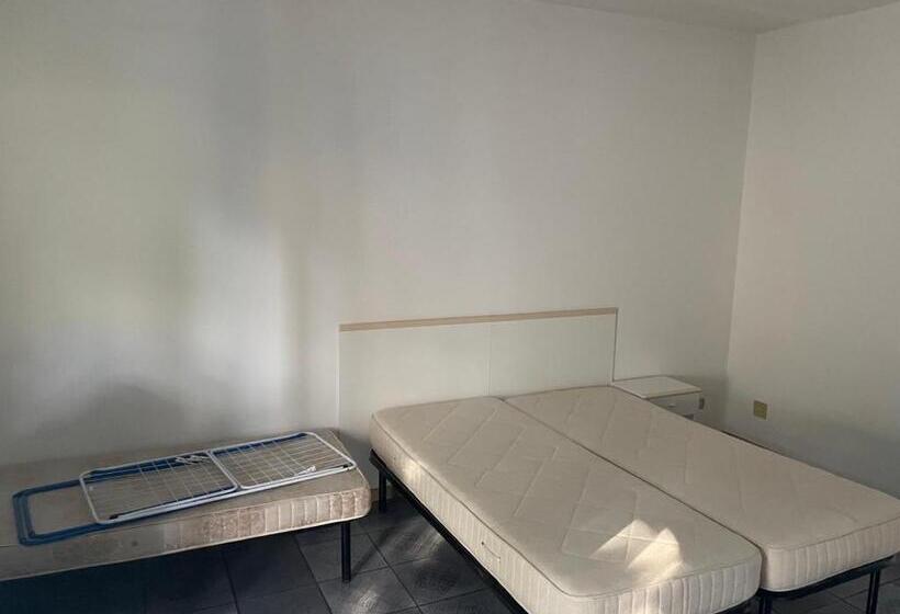스탠다드 스튜디오, Residence Montepucci