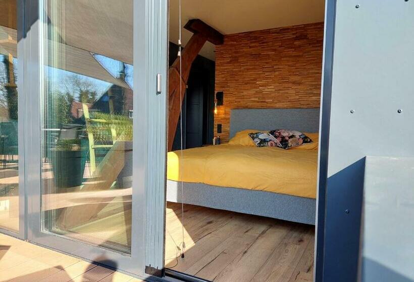 Апартаменты 1 Спальня с Террасой, B&b Vierlingsbeek, Appartement Onder één Dak En Tuin Chalet