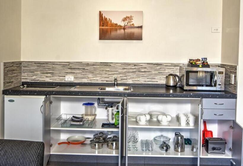 Студио Базик, Alexis Motel & Apartments