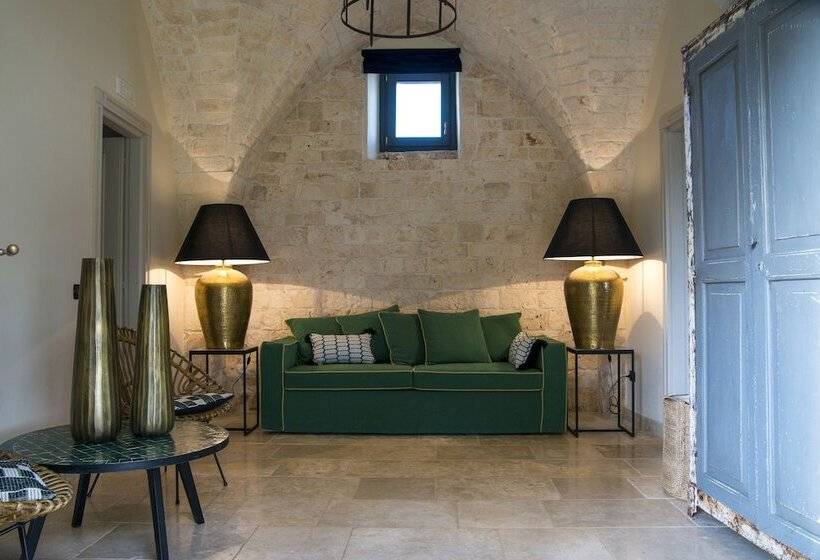 سوییت خانوادگی, Masseria Santo Scalone