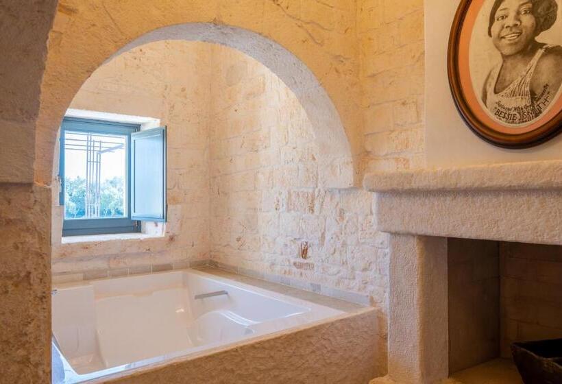 سوییت جونیور, Masseria Santo Scalone