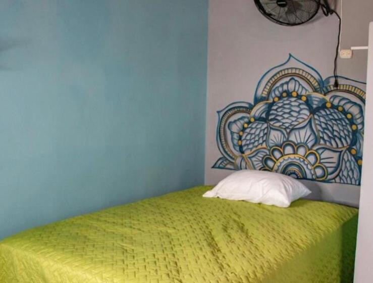 اتاق استاندارد, Hostal Casa Luna