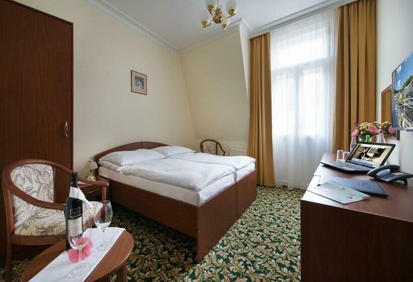 Номер Стандарт, Ea Hotel Elefant