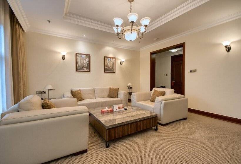 Президентский Люкс, Kibo Palace Hotel Arusha