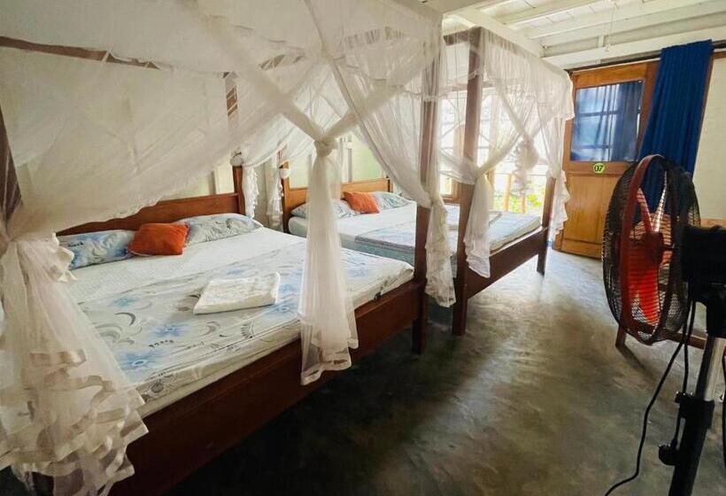 اتاق خانوادگی با چشم‌انداز باغ, Vitamin Sea Beach Cabana