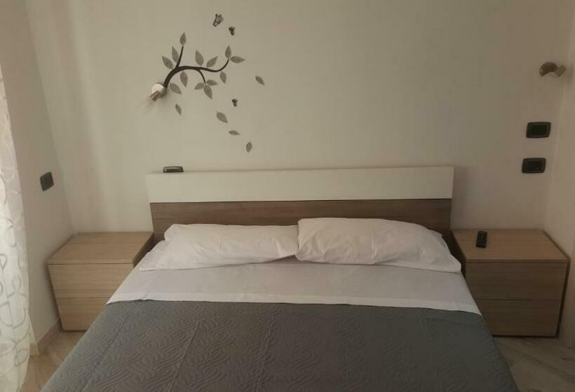 اتاق استاندارد با تخت بزرگ, Royal Suite