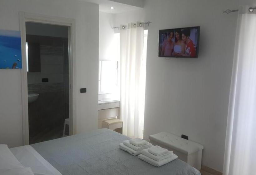 اتاق لوکس با تخت بزرگ, Royal Suite