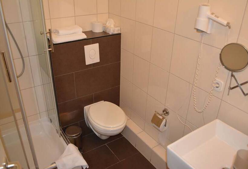 اتاق استاندارد یک نفره, Atlas Berlin