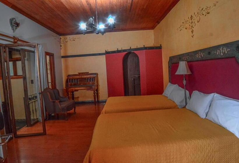 اتاق لوکس چهار تخته, Casa De Los Arcángeles