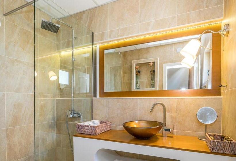 Трехместный Номер Deluxe, Vila Bisera