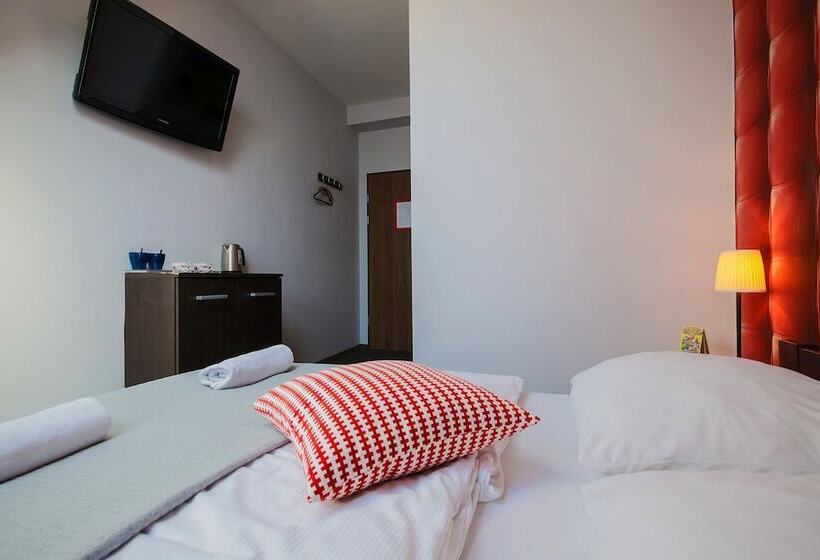Номер Стандарт, Boogie Deluxe Old Town