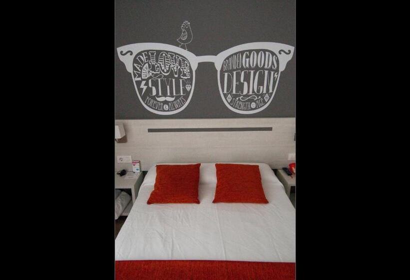 اتاق استاندارد, Hostal Live Barcelona