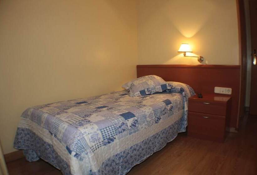 اتاق استاندارد یک نفره, Hostal Santa Cruz
