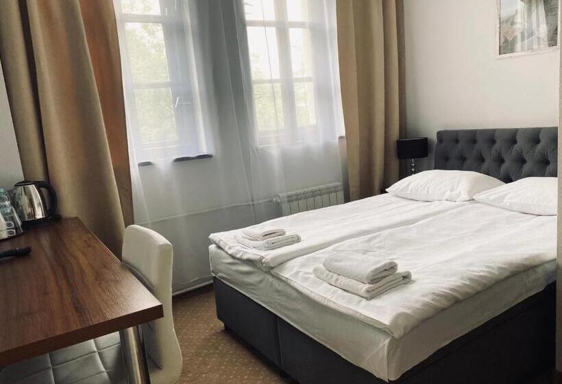 Номер Стандарт, Kolorowa