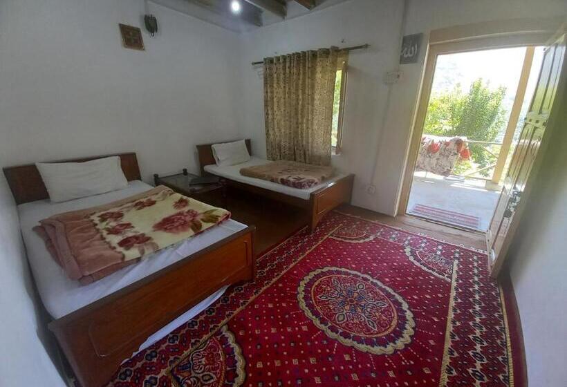 اتاق استاندارد با چشم‌انداز, Tourist Cottage Hunza