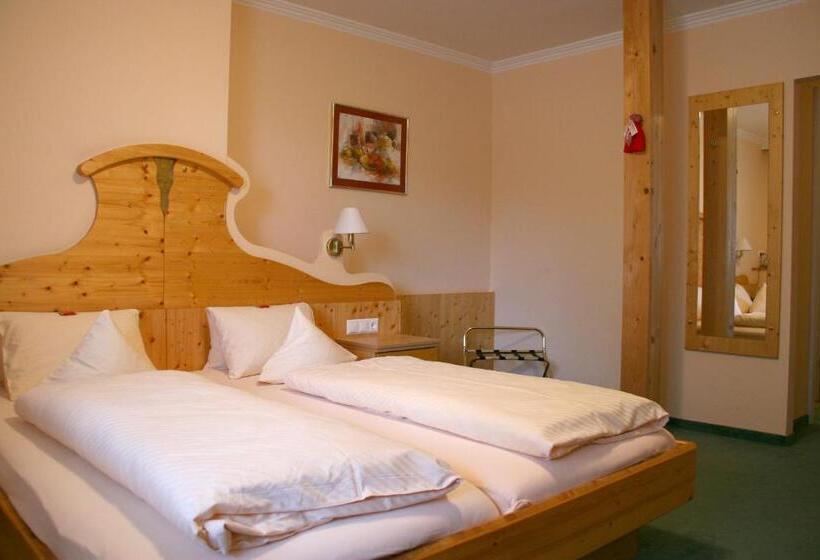 اتاق کلاسیک, Landhotel Pacher