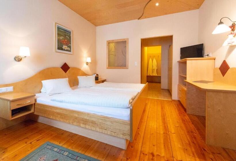 اتاق کلاسیک, Landhotel Pacher