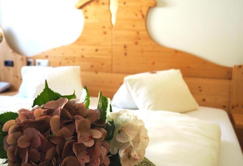 اتاق استاندارد, Landhotel Pacher