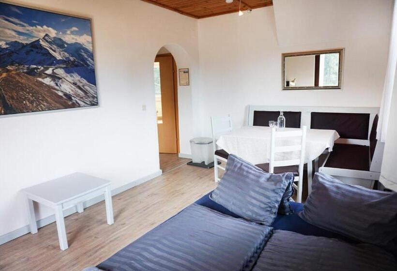 带1个卧室带观景的公寓, Karawanken Lodge