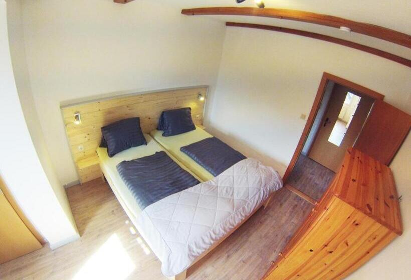 带1个卧室带观景的公寓, Karawanken Lodge