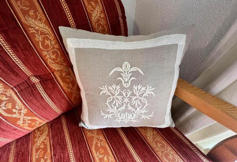 Classic room with balcony, Pension & Appartements Ronacherhof