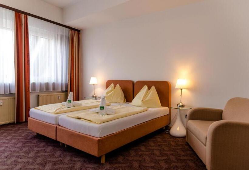 Номер Стандарт с Террасой, Stadthotel Schwerterbräu