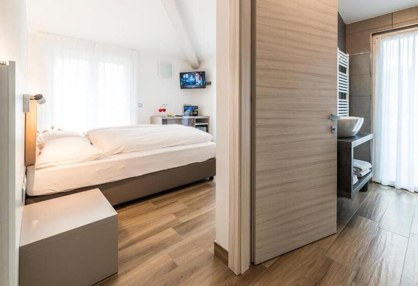스탠다드 룸 호수 전망, Albergo Garni Francesco