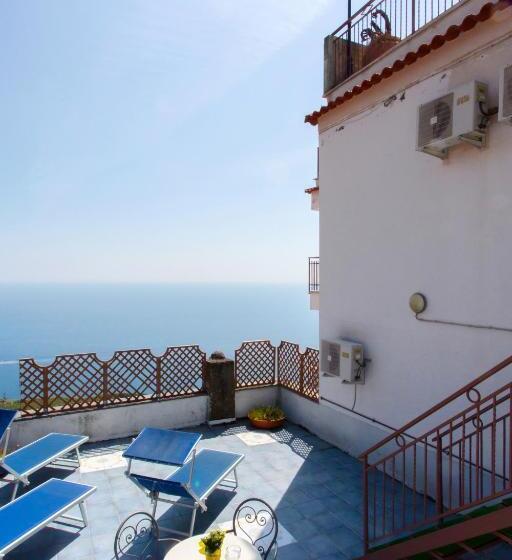 Standard Triple Room with Terrace, Fico D India Relais