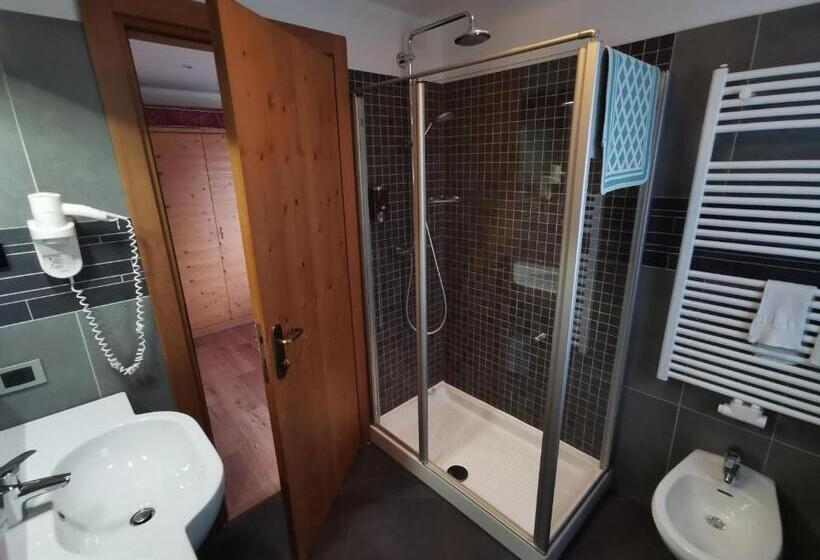 اتاق استاندارد با چشمانداز کوهستان, Panorama Hotel Fontanella