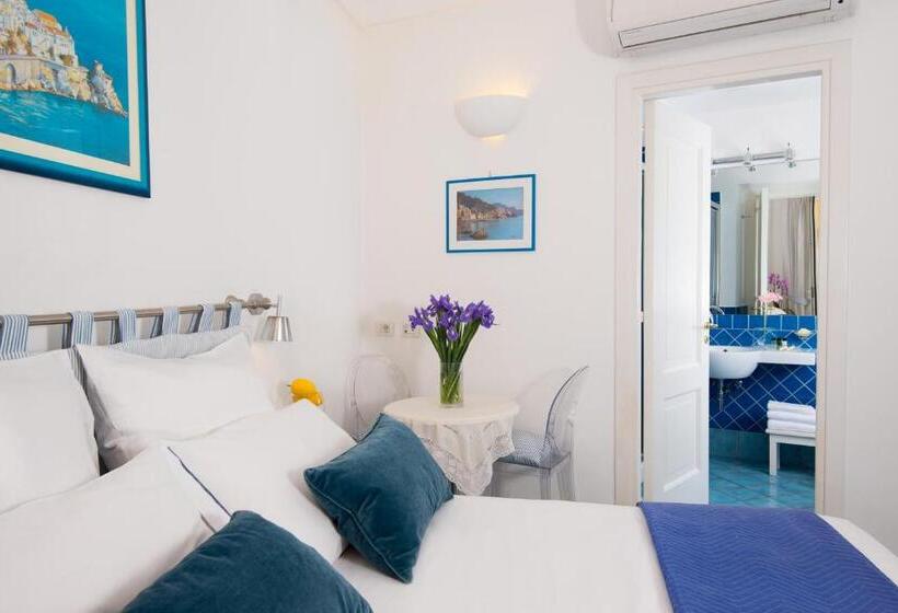 اتاق سوپریور با چشم‌انداز دریا, Residenza Pansa B&b