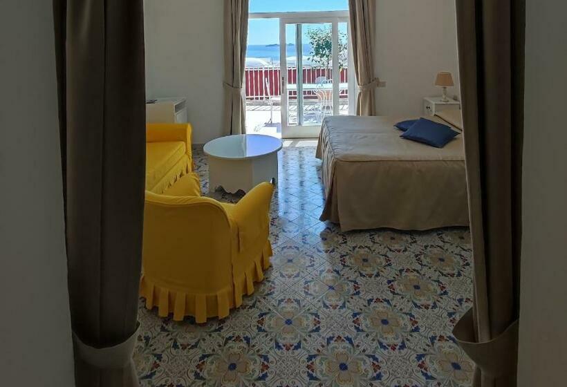 Номер Стандарт Вид на Море, Villa Rosa