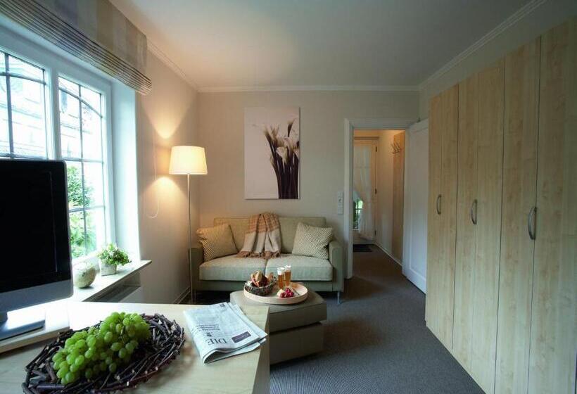 غرفة إقتصادية, Romantik Berghotel Astenkrone