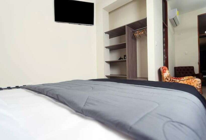 Economy Studio, Gran Imperial Premium