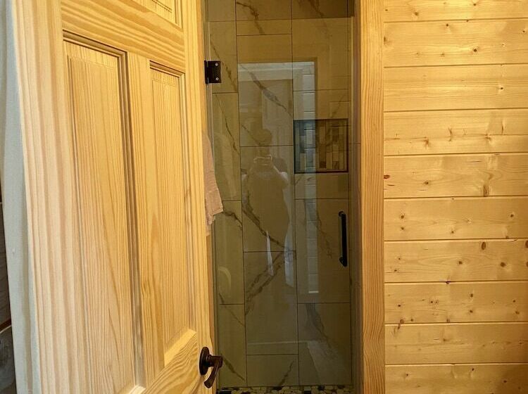 Семейное Бунгало, Maggie Valley Cabin Rentals