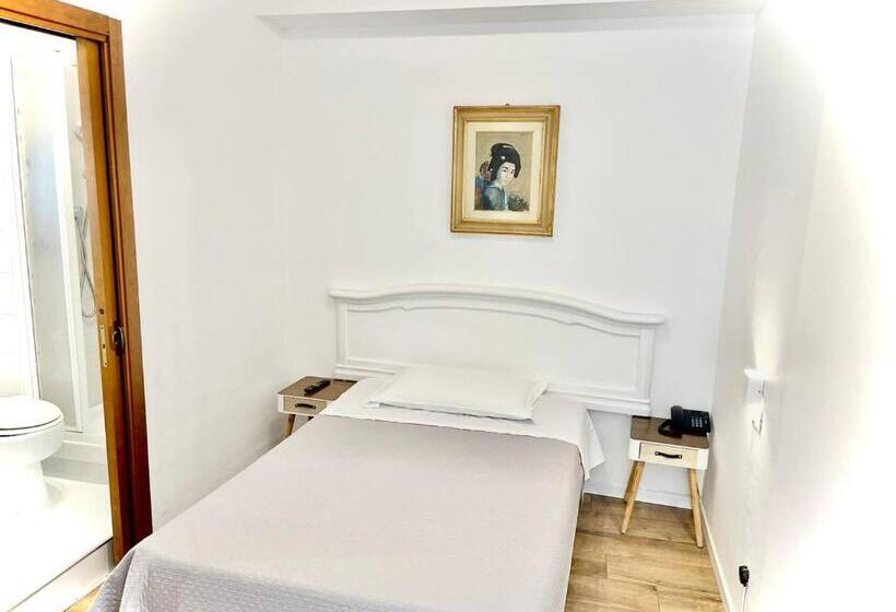 اتاق استاندارد یک نفره, S. Ercolano