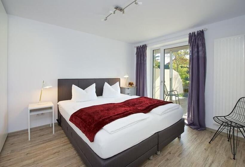Номер Стандарт с Балконом, Landhotel Herzberger Garni Zimmer & Ferienwohnungen