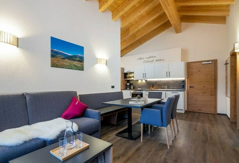 2-Bedroom Classic Apartment, Alpin Chalet Am Burgsee