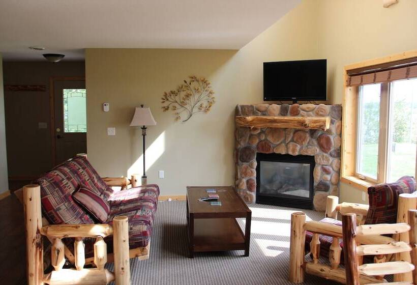 Vila 5 Quartos, Sportsman's Lodge