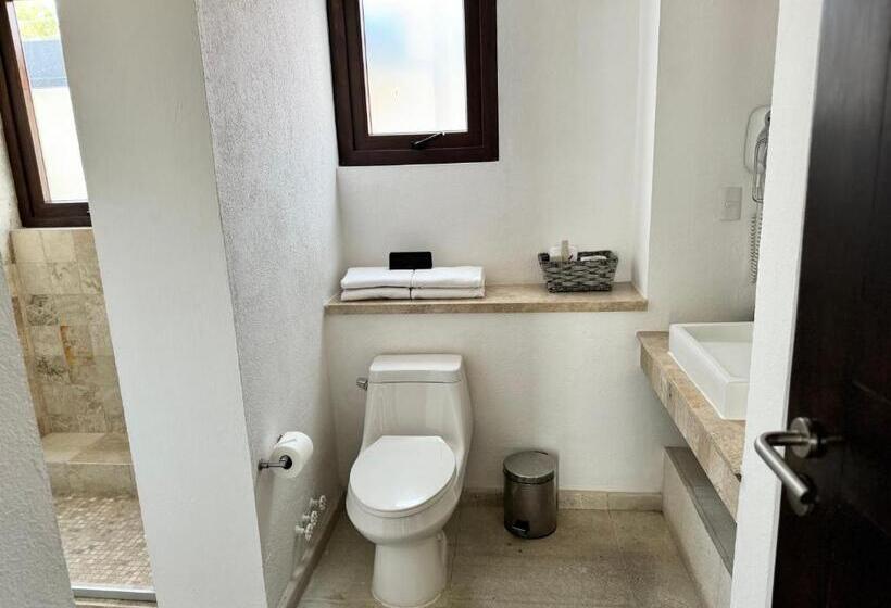 سوئیت پرزیدنت, Ilo Rojo Hotel Boutique