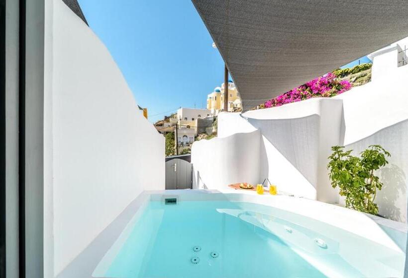 سوئیت با وان آب گرم, Anila Suites