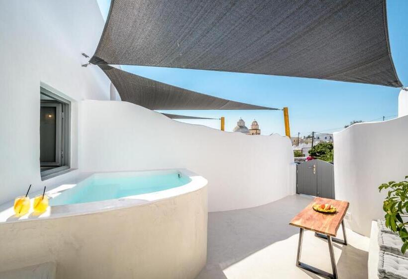 سوئیت با وان آب گرم, Anila Suites