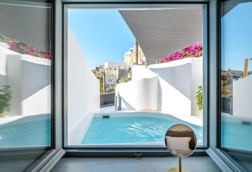 سوئیت با وان آب گرم, Anila Suites