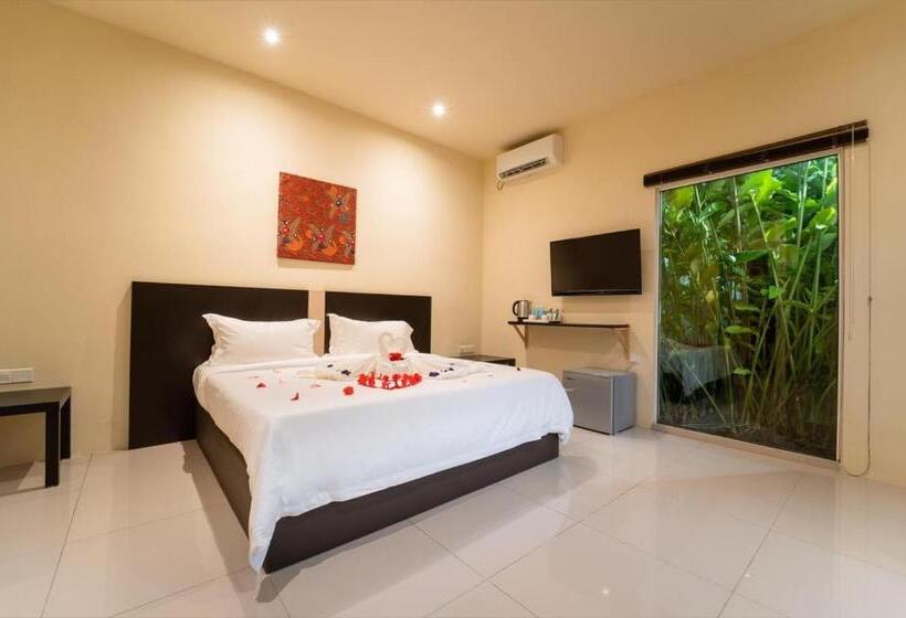 Номер Deluxe, The Firefly Resort