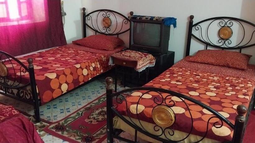 اتاق خانوادگی, Riad Lala Zakia