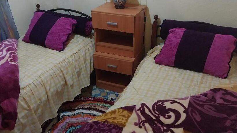 اتاق خانوادگی, Riad Lala Zakia