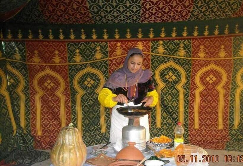 اتاق خانوادگی, Riad Lala Zakia